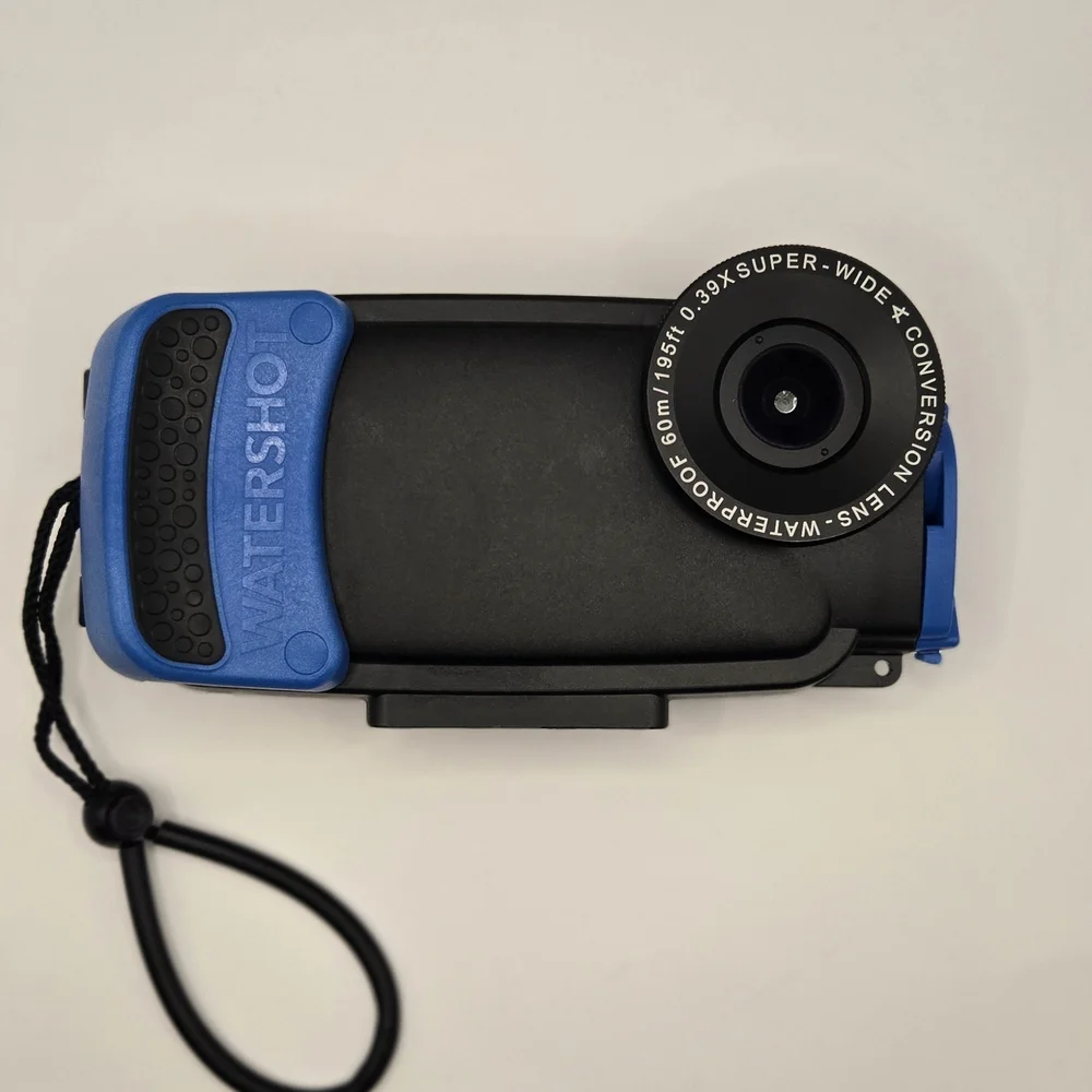 Blue and Black Underwater Wide Conversion LensWatershot Pro Case For IPhone 6/6s